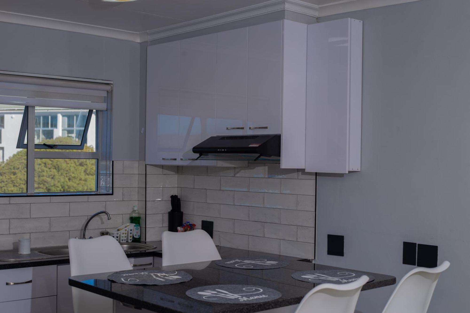 Apartment Entire Unit @ Bigbay Club *
